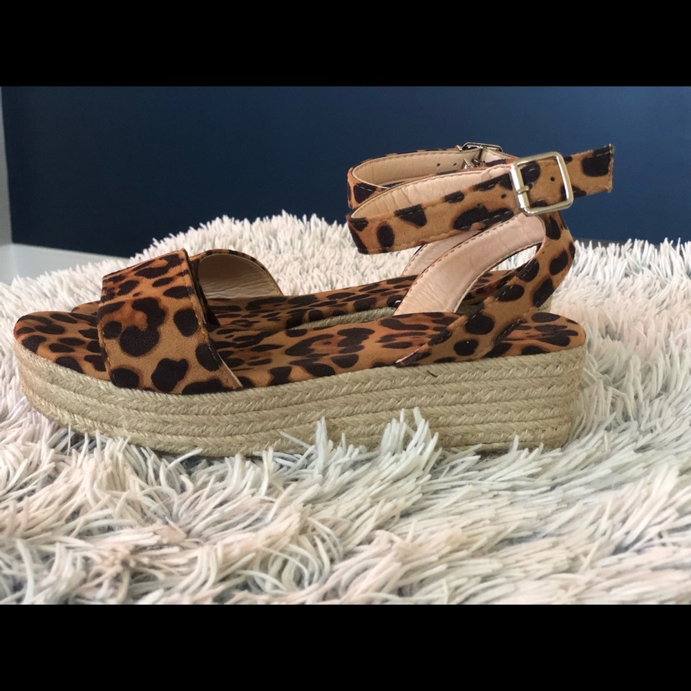Leopard platform sandals